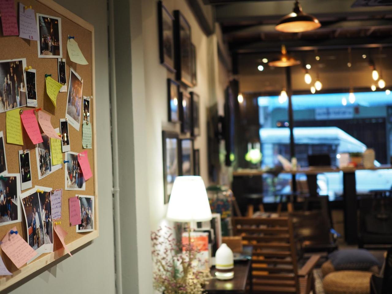Ostello Craftel Bangkok Esterno foto