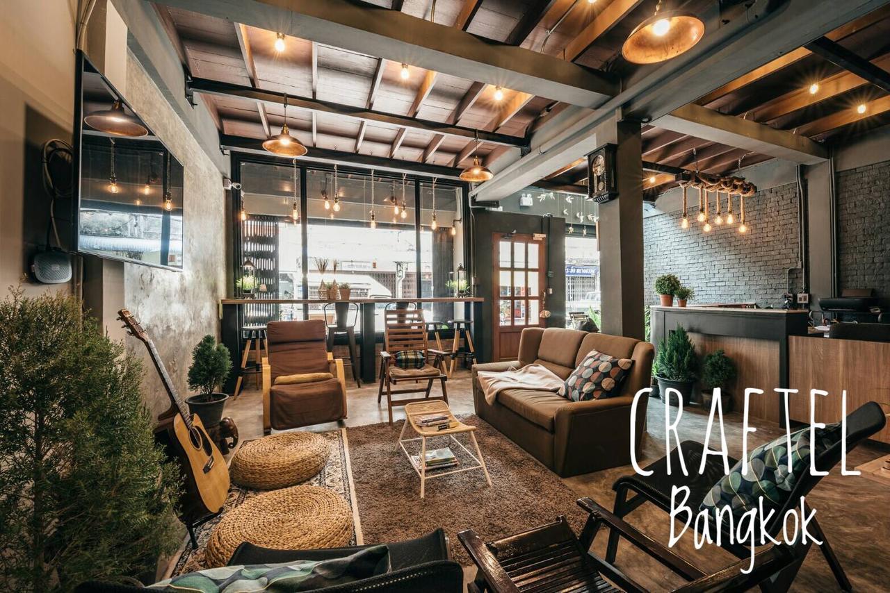 Ostello Craftel Bangkok Esterno foto