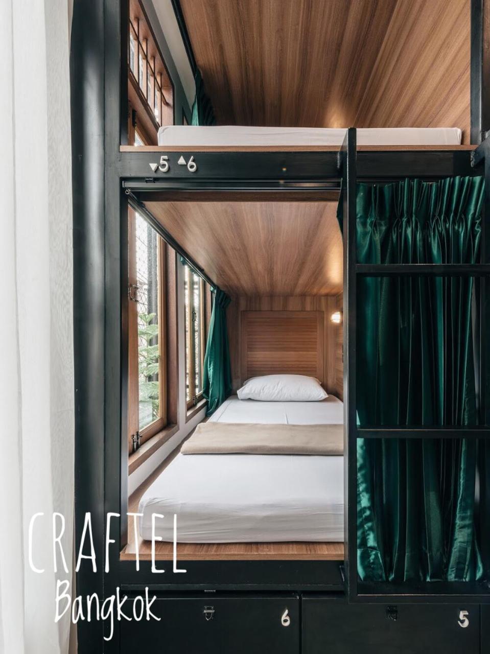 Ostello Craftel Bangkok Esterno foto