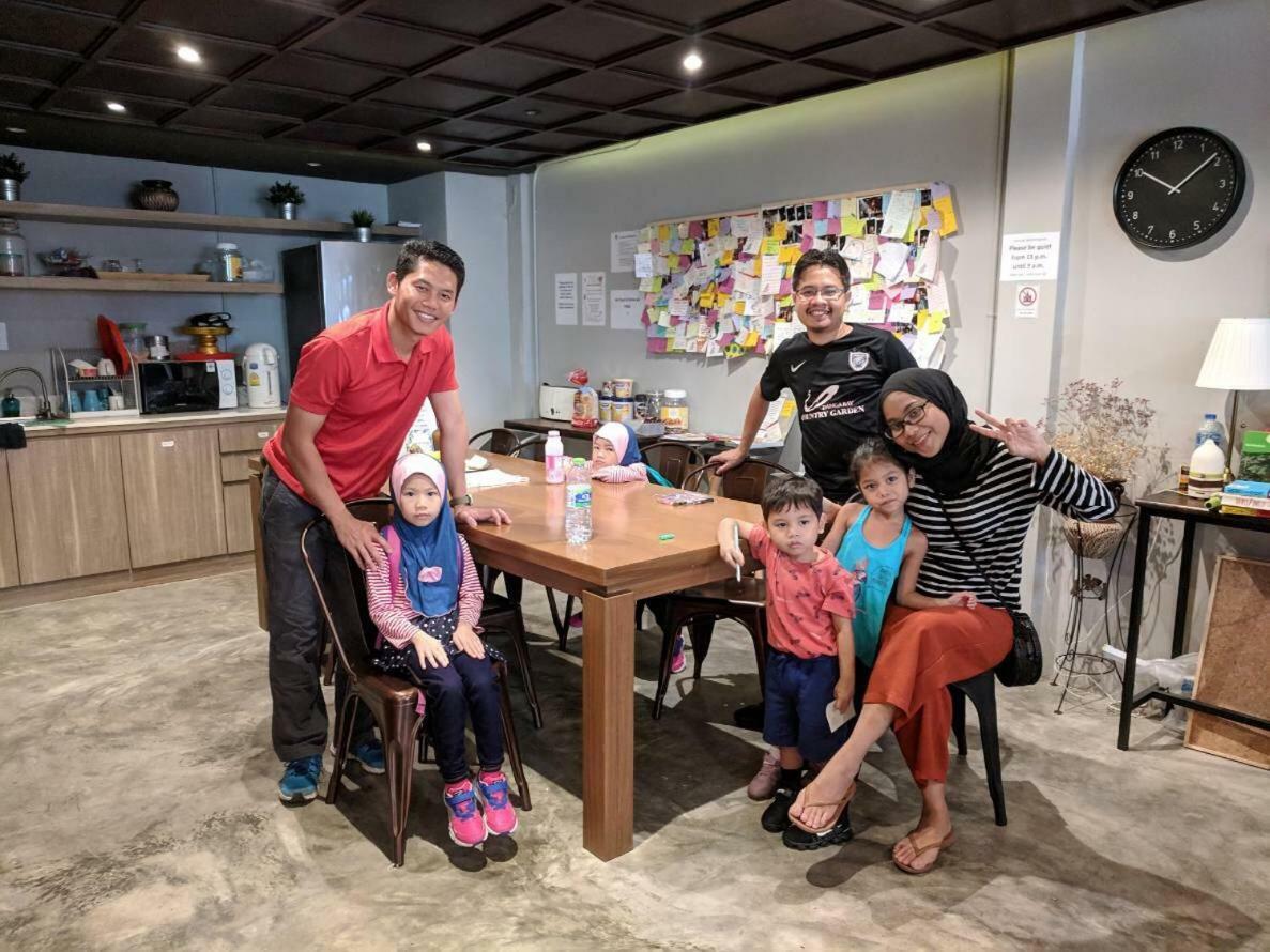 Ostello Craftel Bangkok Esterno foto